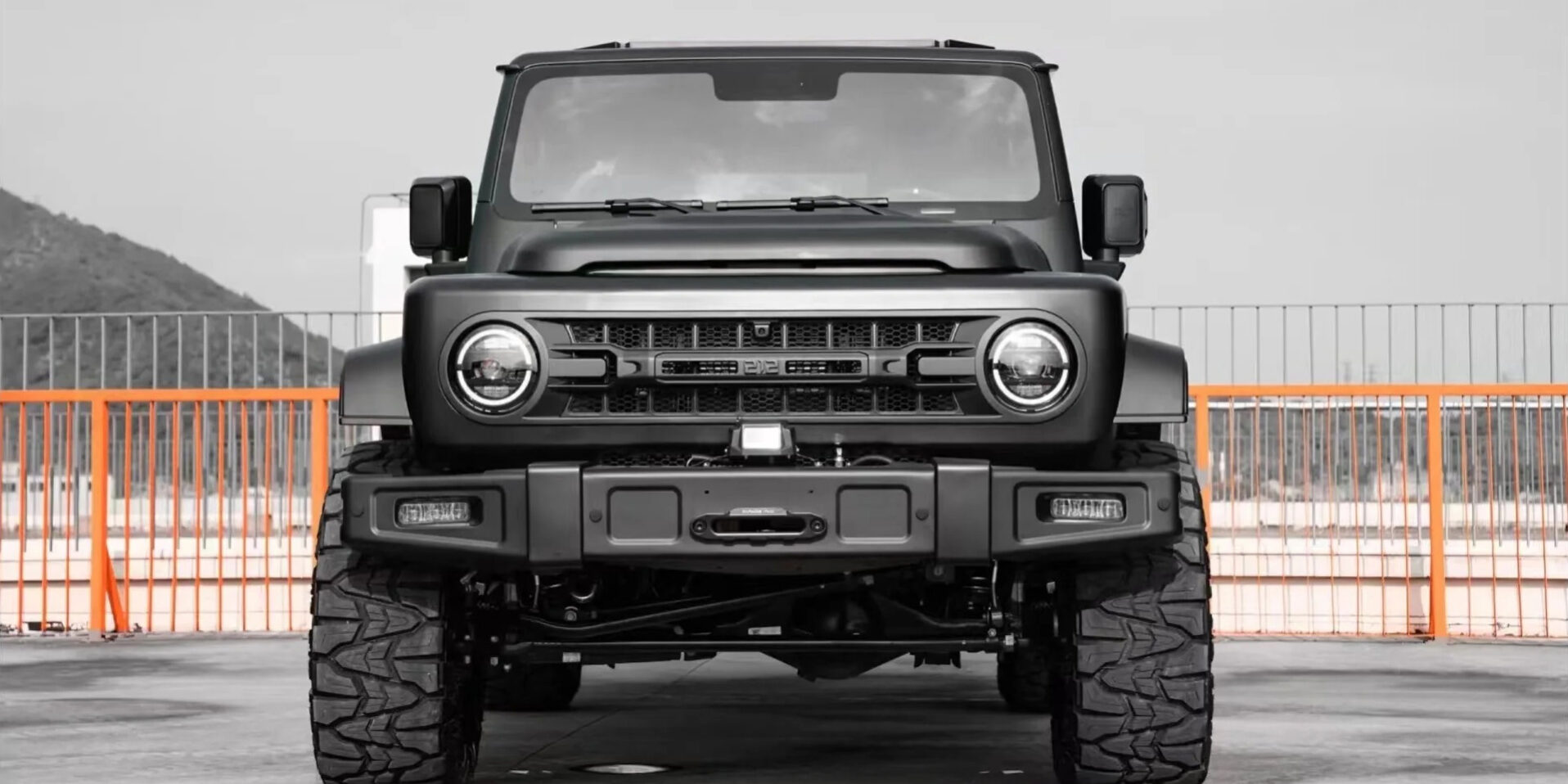 2024BAW 212-off-road black 2024BAW 212-off-road black