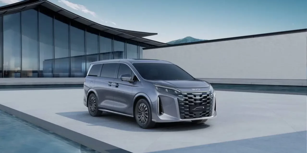 BYD XIA MPV